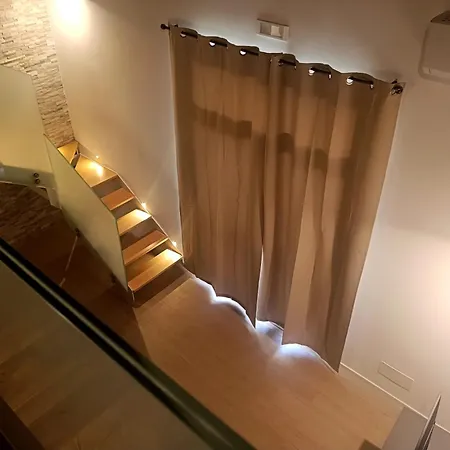 Le Di Sole Santa Rosalia 아파트 *